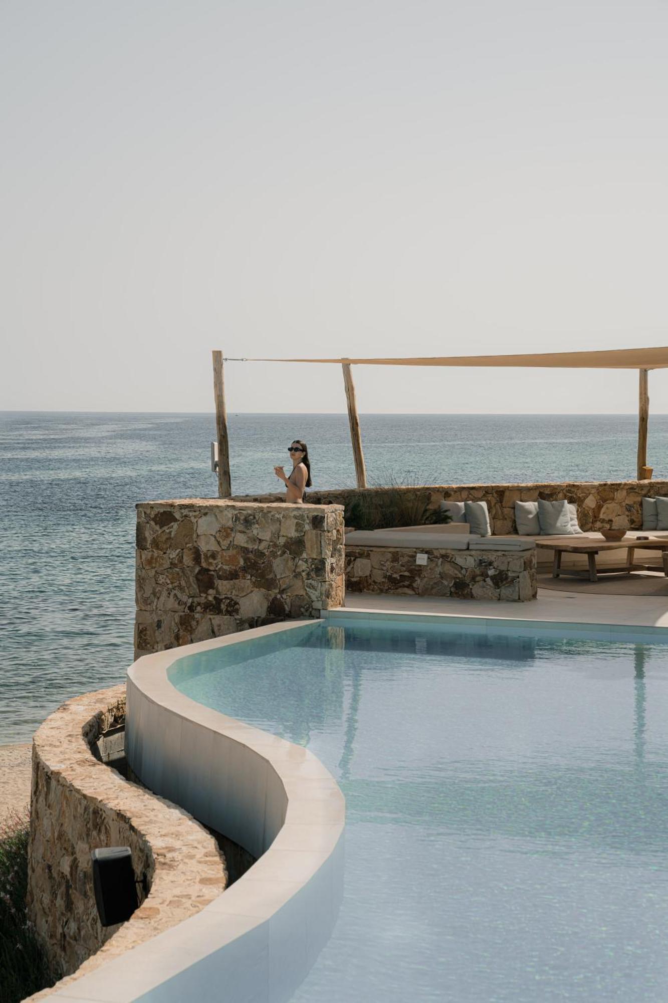 Myra Hotel Kavala Exterior photo